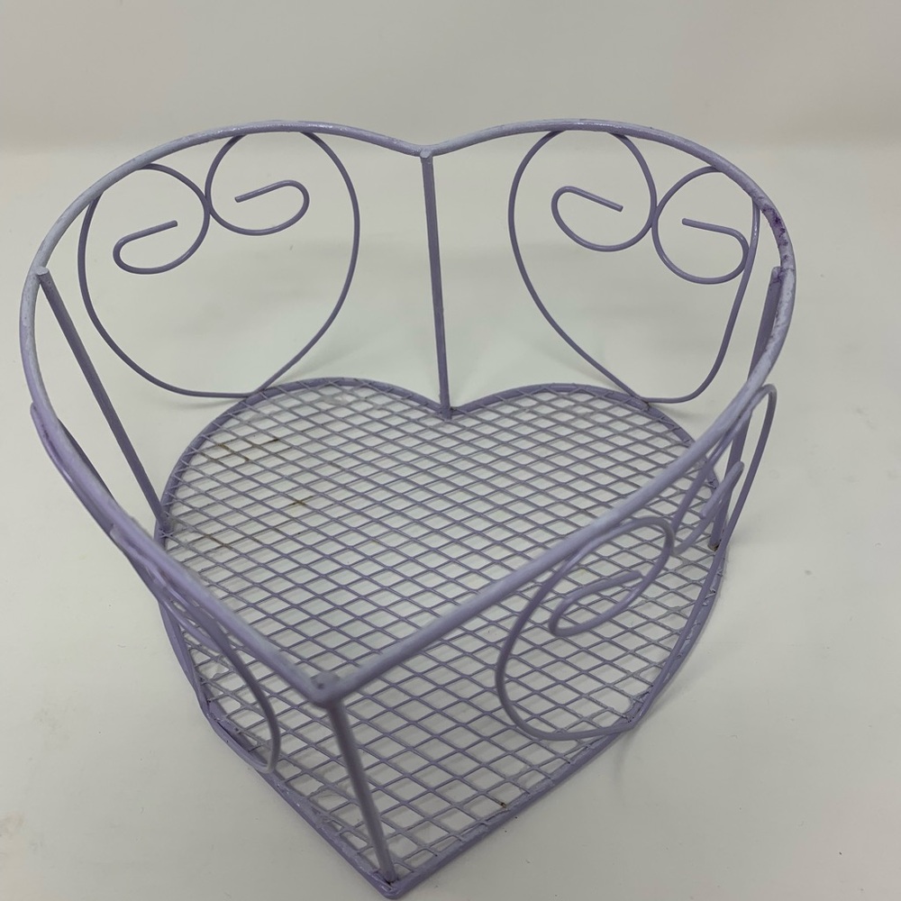 Lavender Heart-Shaped Wire Basket